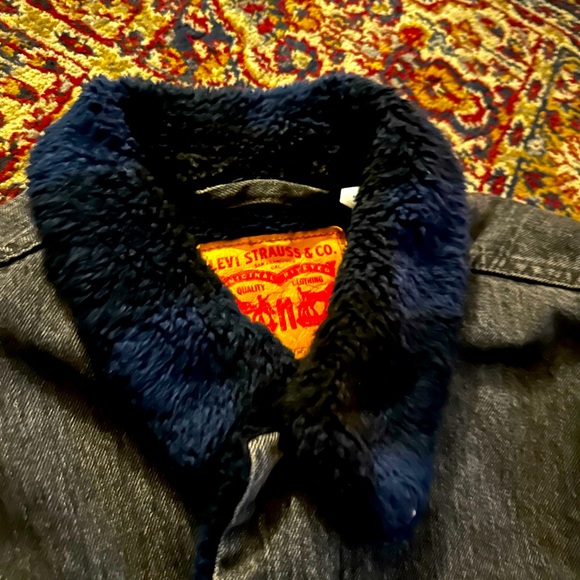 Levi Funky Sherpa Jacket - Picture 2 of 3